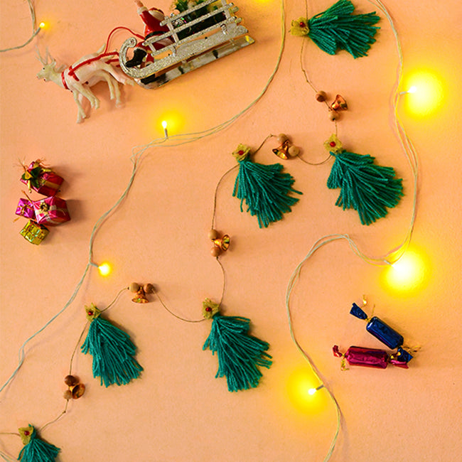 Mini Christmas Tree Wall Hanging