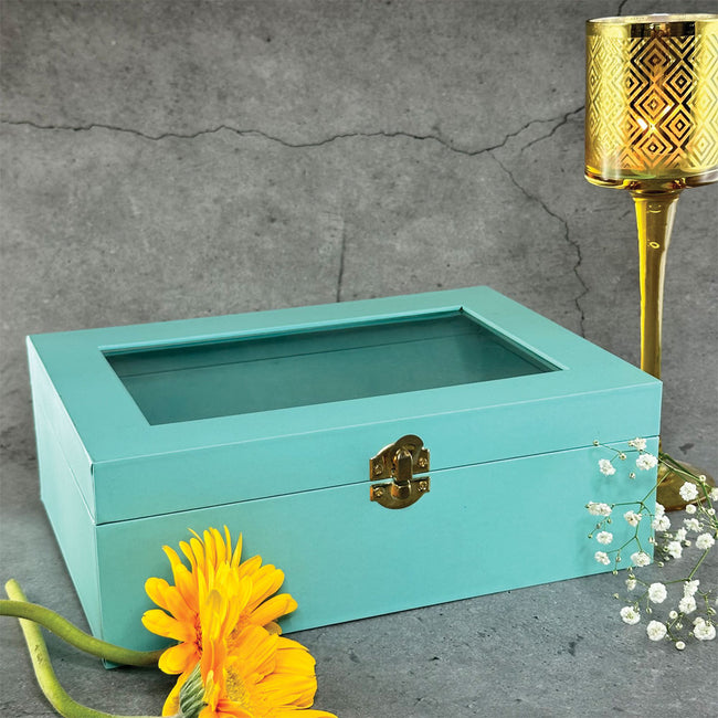 Window Trunk Hamper Box | gingercrush.com